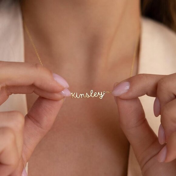 18K Gold Plated Stainless Steel Name Necklace Personalized Custom Name Julia Nec - Picture 3 of 7